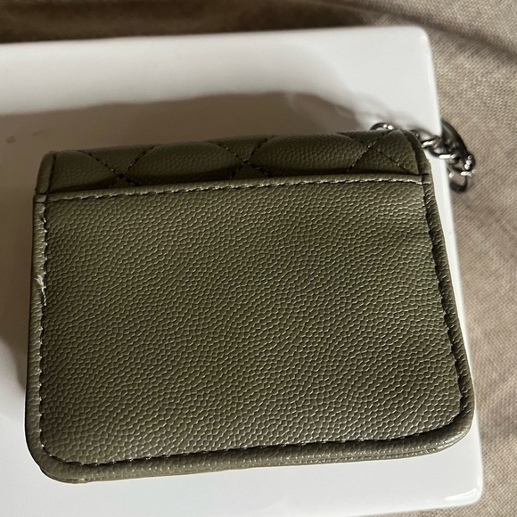 Steve Madden Bwren Flap Wallet with Keyring Color Olive green - Picture 2 of 6